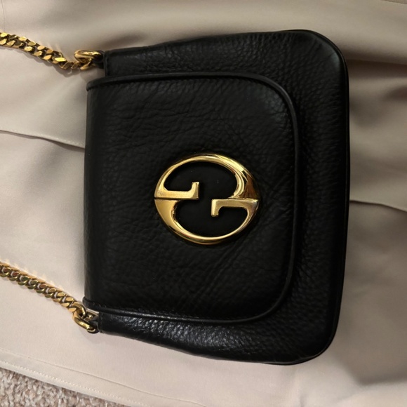 Authentic Gucci crossbody - Picture 3 of 15